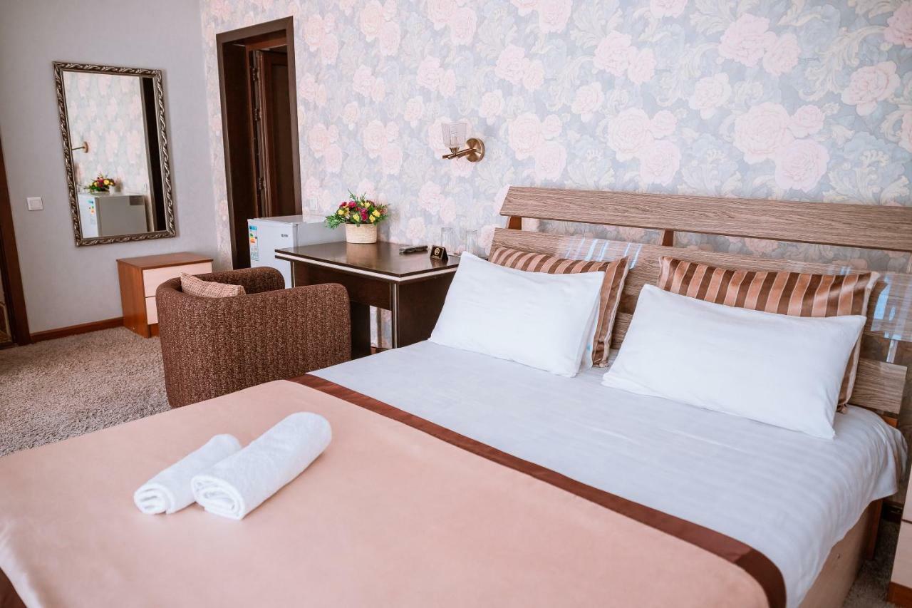 Hotel Avenue Bishkek Exterior photo