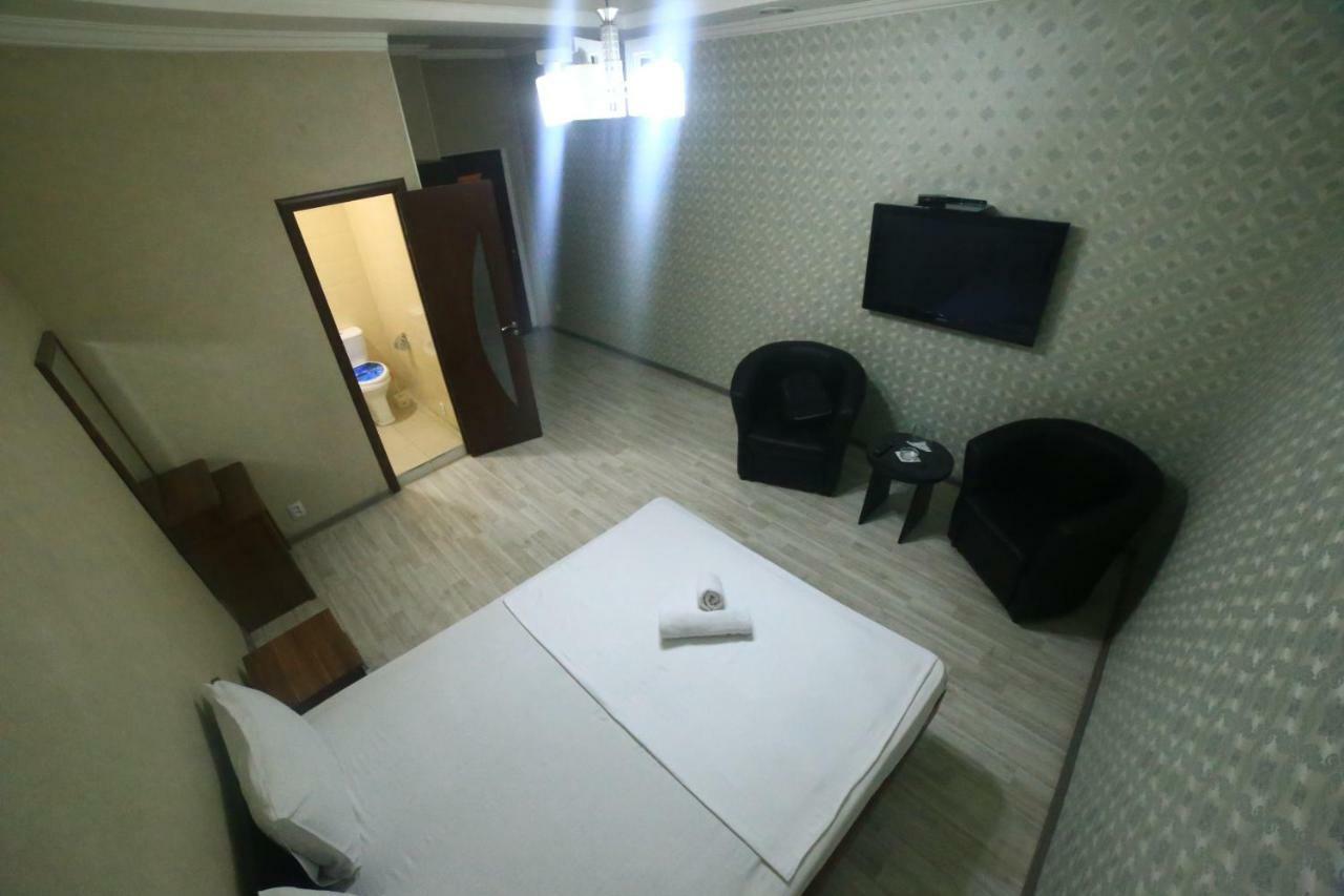Hotel Avenue Bishkek Exterior photo